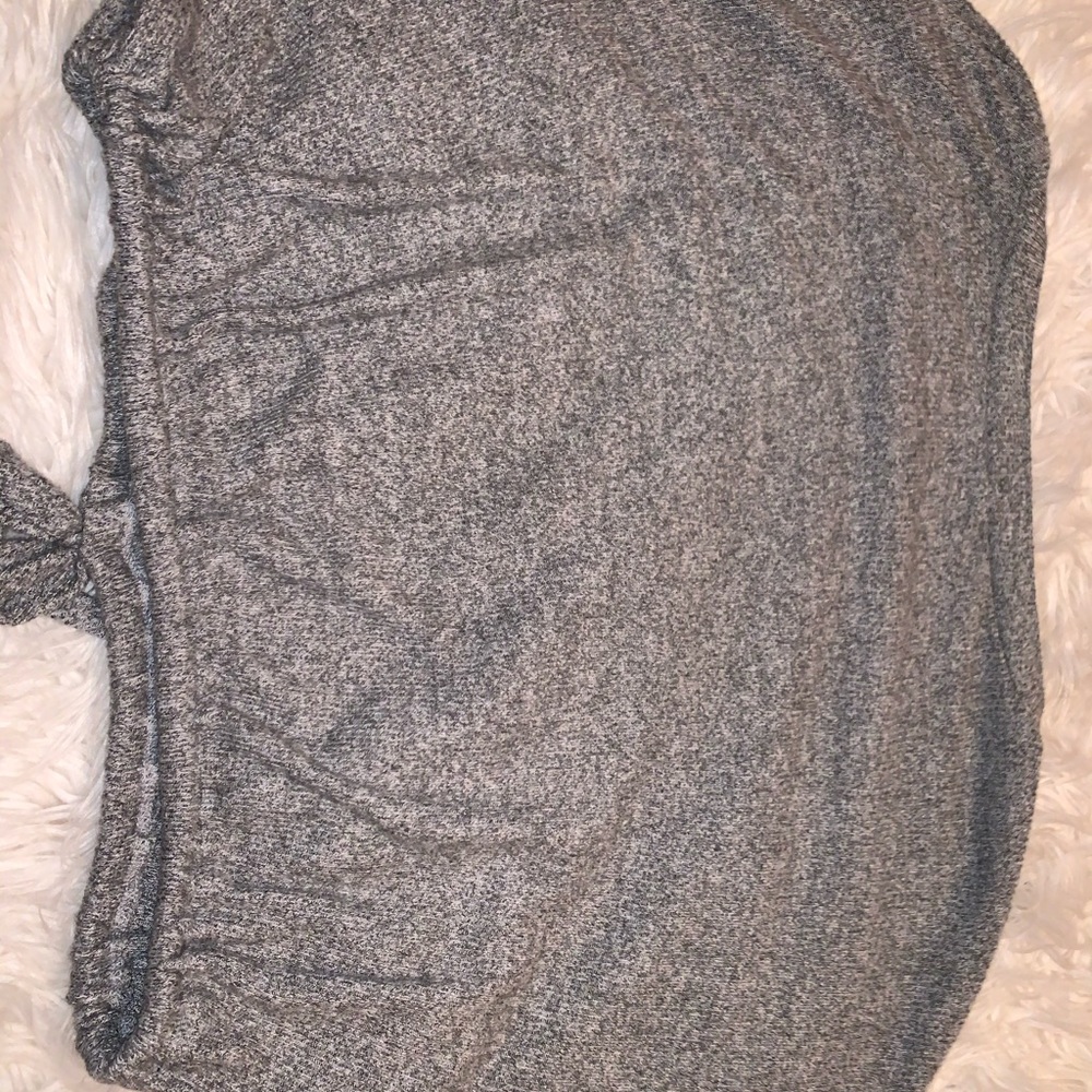 Cropped grey sweater